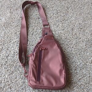 Fitkicks Hydrosport All Weather Sling Bag